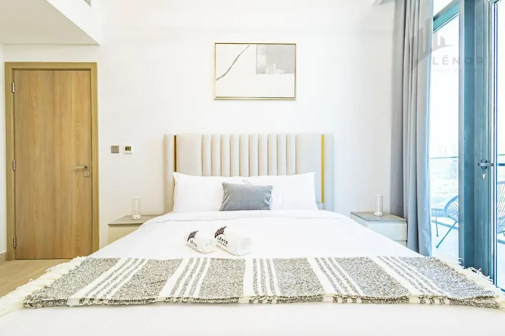 Chic 2Br With Partial Burj Khalifa View Apartment Dubai