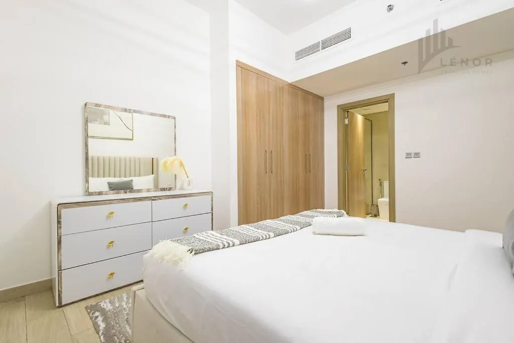 Chic 2Br With Partial Burj Khalifa View Apartment Dubai