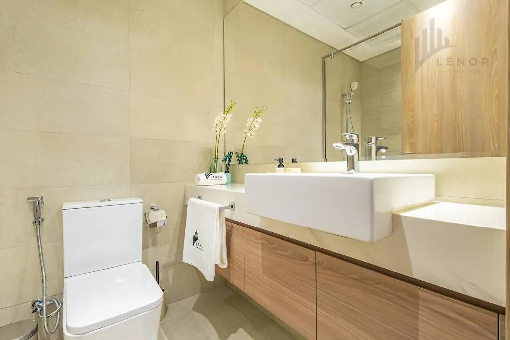 Chic 2Br With Partial Burj Khalifa View Apartment Dubai United Arab Emirates