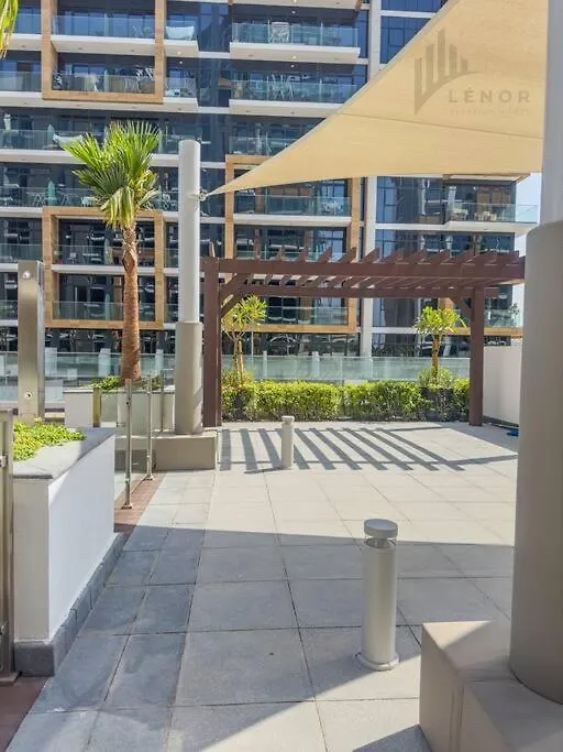 Chic 2Br With Partial Burj Khalifa View Apartment Dubai United Arab Emirates