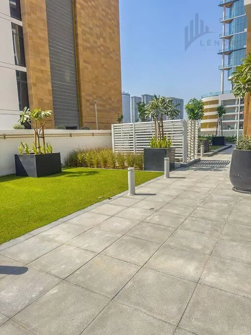 Chic 2Br With Partial Burj Khalifa View Apartment Dubai 0*,