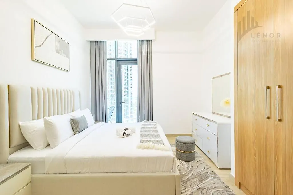 Chic 2Br With Partial Burj Khalifa View Apartment Dubai United Arab Emirates
