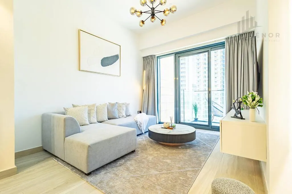 Chic 2Br With Partial Burj Khalifa View Apartment Dubai